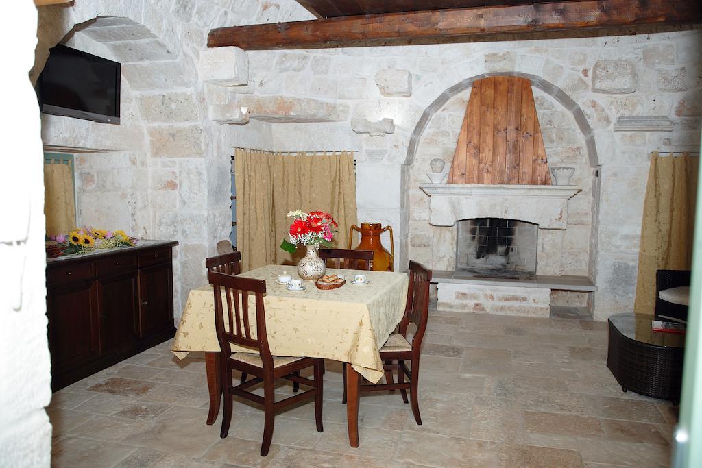 Trulli Boccadoro Otel Ostuni Oda fotoğraf