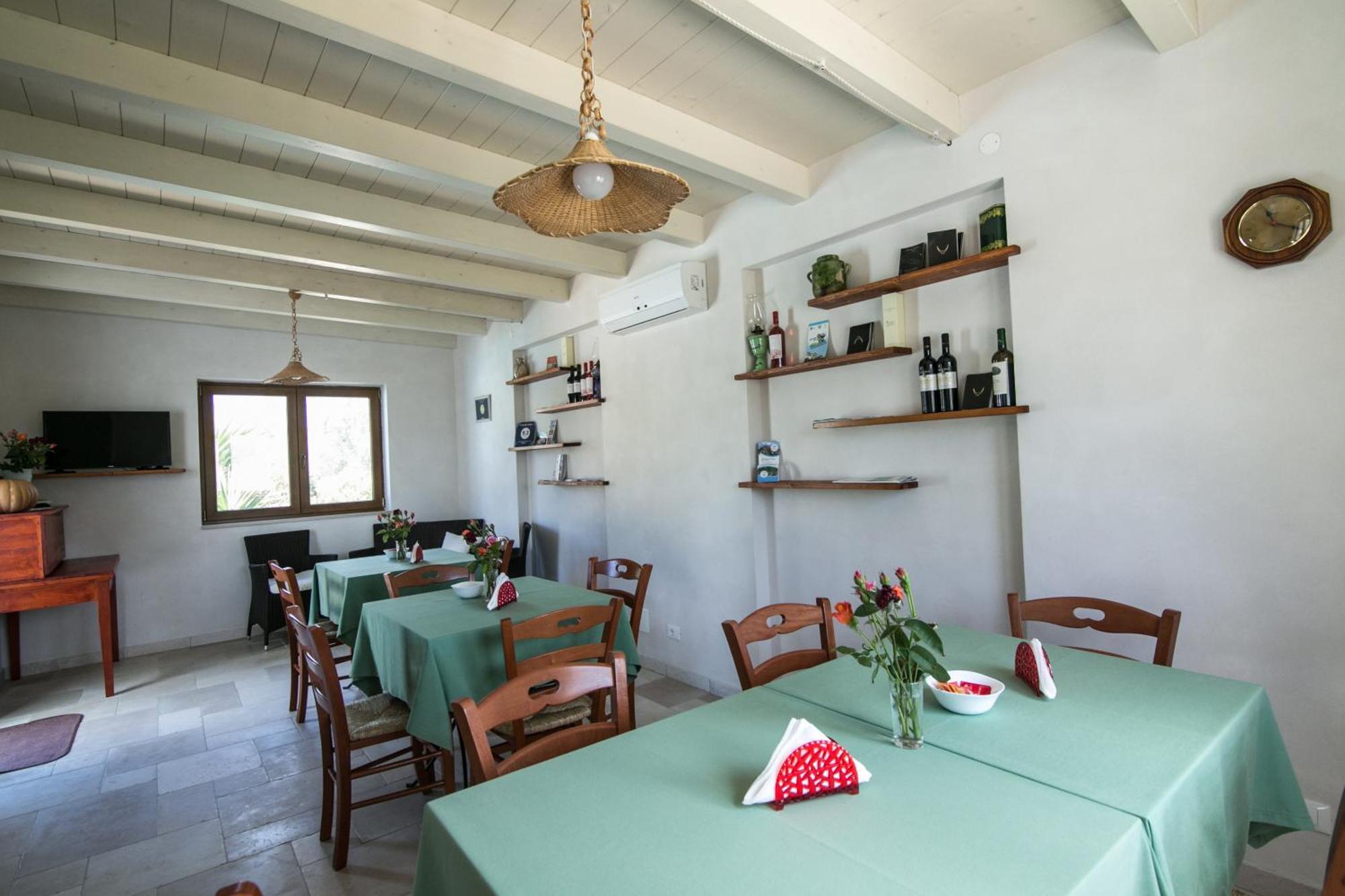 Trulli Boccadoro Otel Ostuni Oda fotoğraf